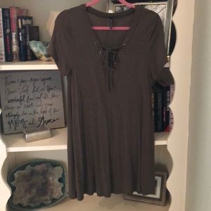 Olive knit dress with tie